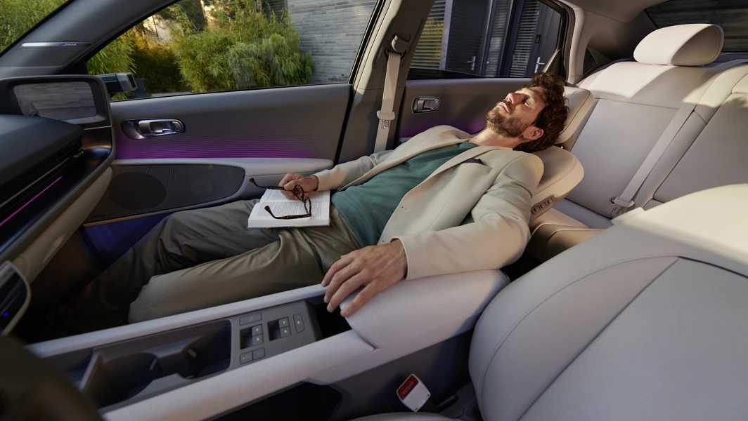 Hme Photo Ioniq 6 Launch Lifestyle 01 Fin